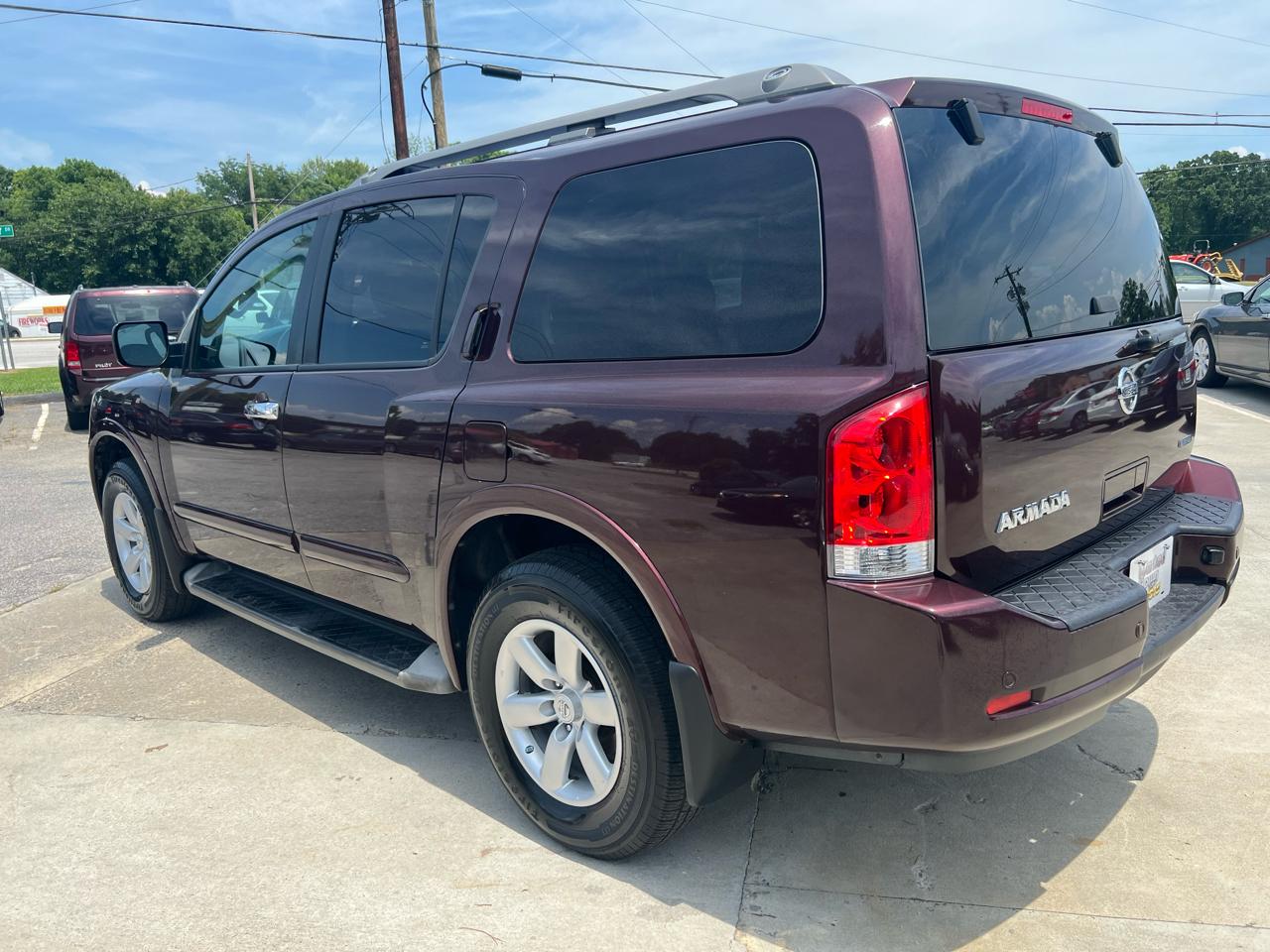 Nissan Armada SL 2WD 2013
