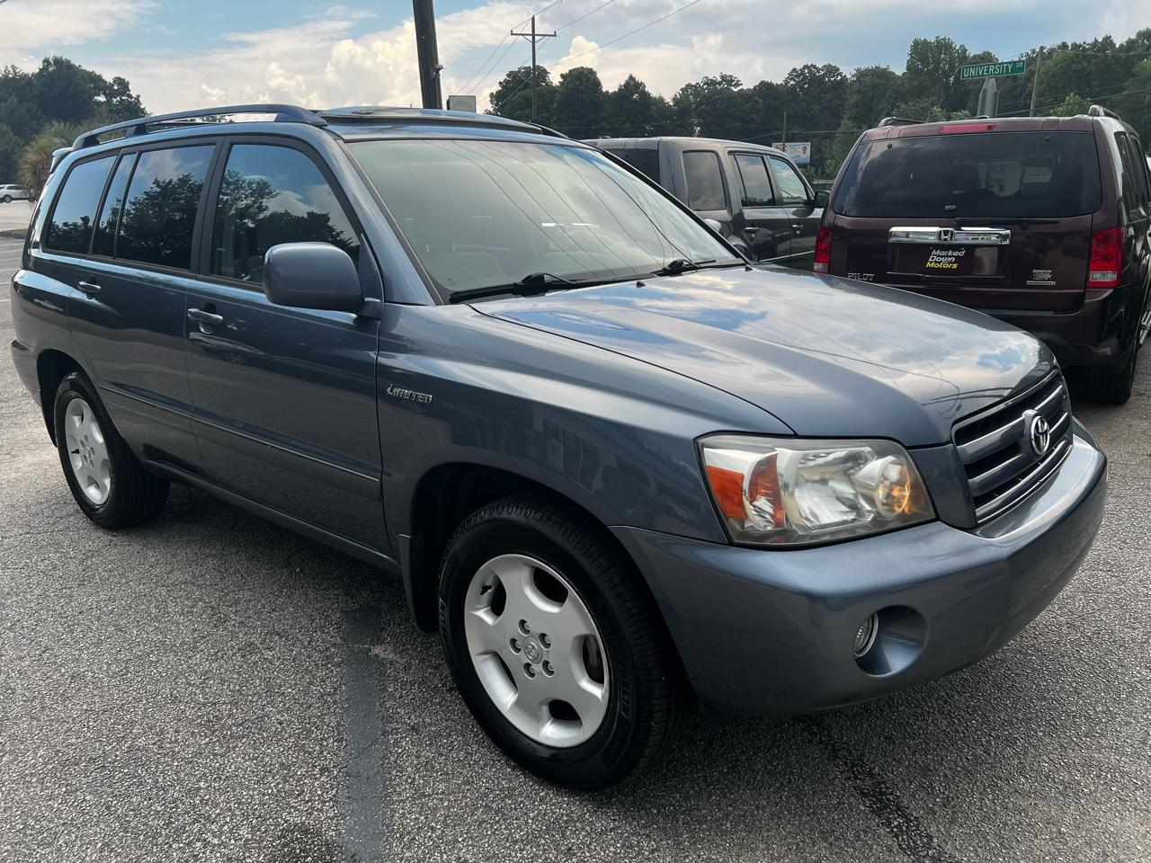 Toyota Highlander Limited V6 2WD 2005
