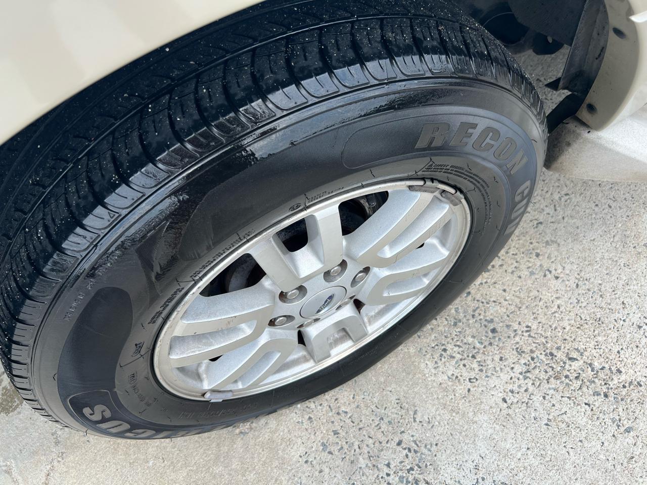 Ford Expedition Eddie Bauer 2WD 2010