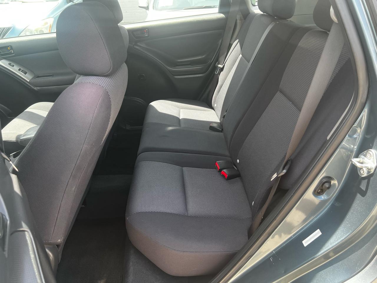Pontiac Vibe Base 2006