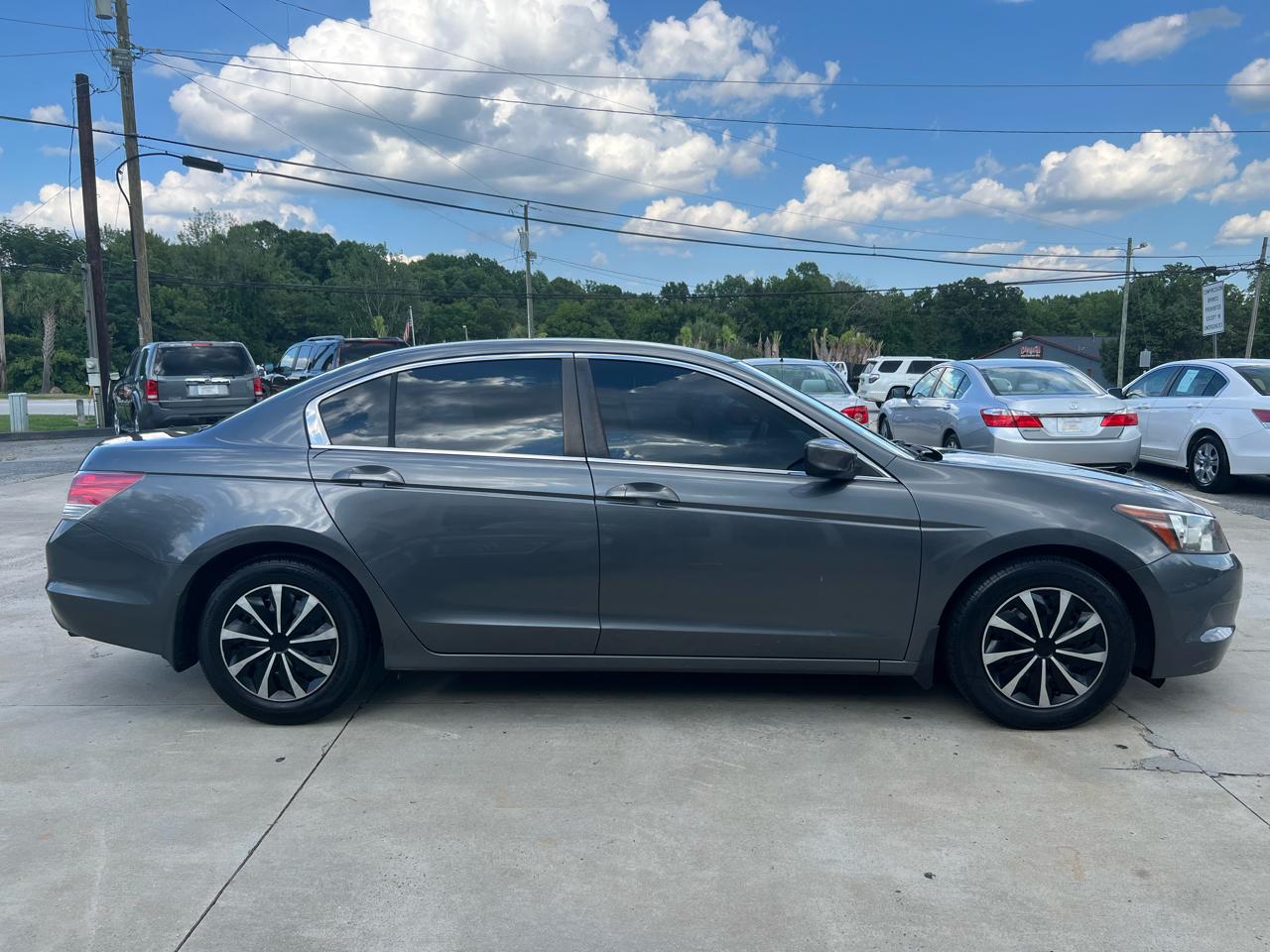 Honda Accord LX sedan AT 2010