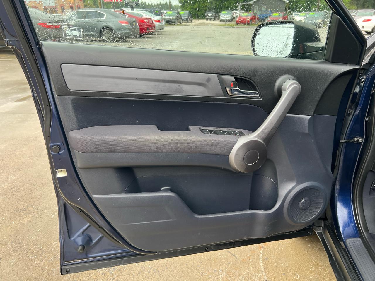 Honda CR-V LX 2WD 5-Speed AT 2009