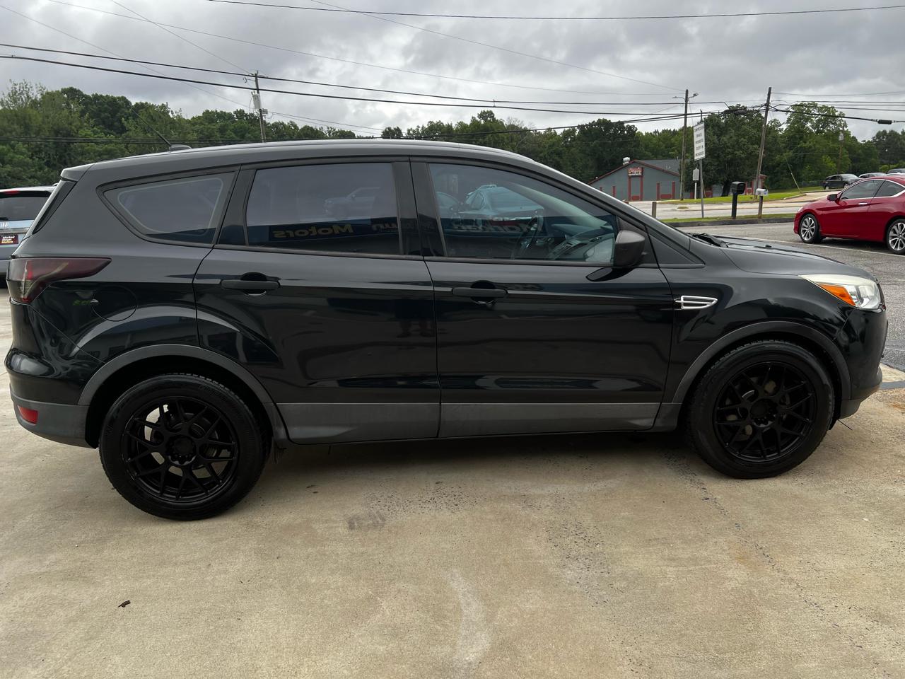 Ford Escape S FWD 2015