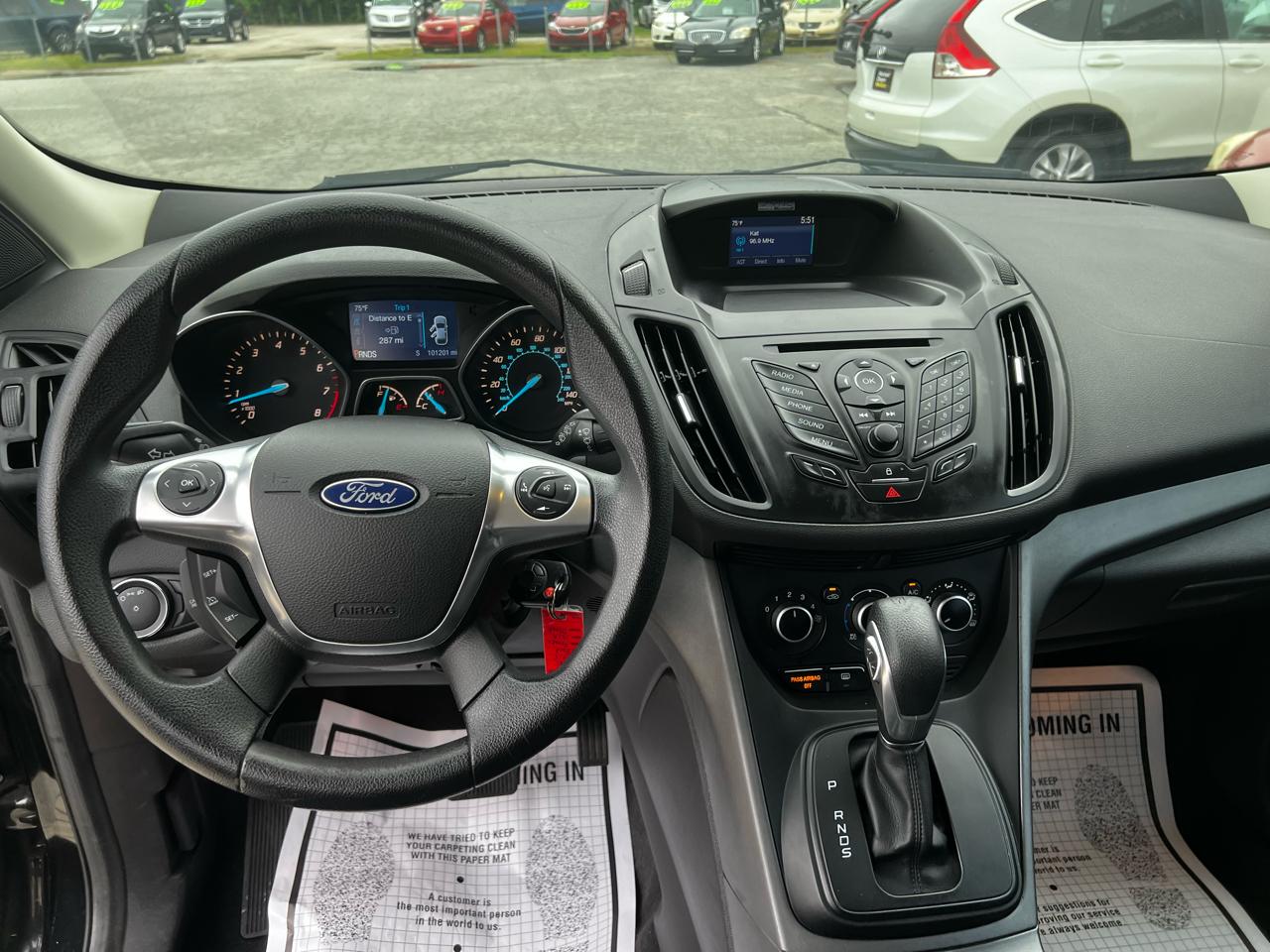 Ford Escape S FWD 2015