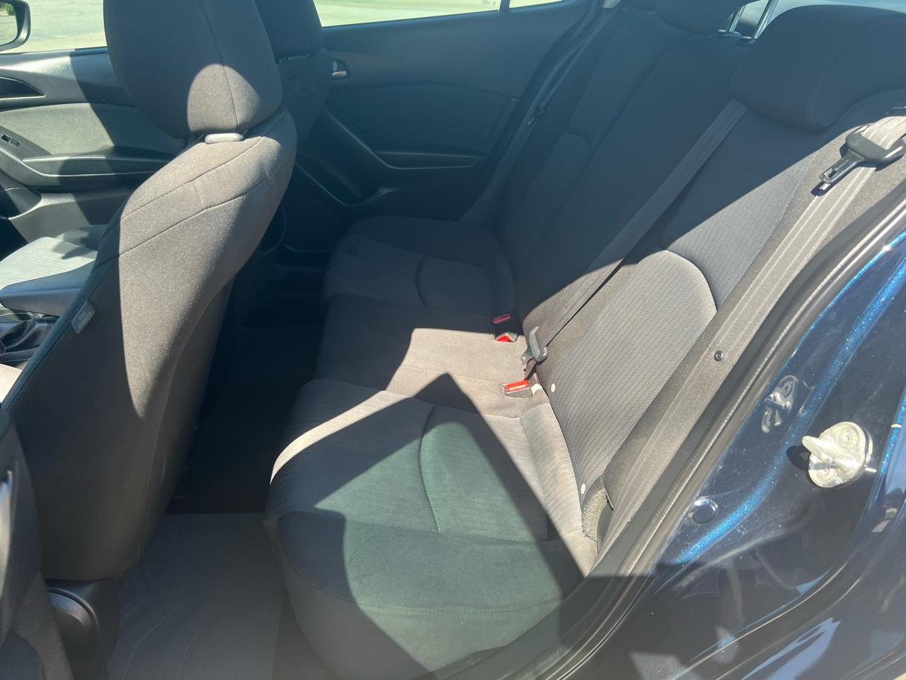Mazda MAZDA3 i Sport AT 4-Door 2016