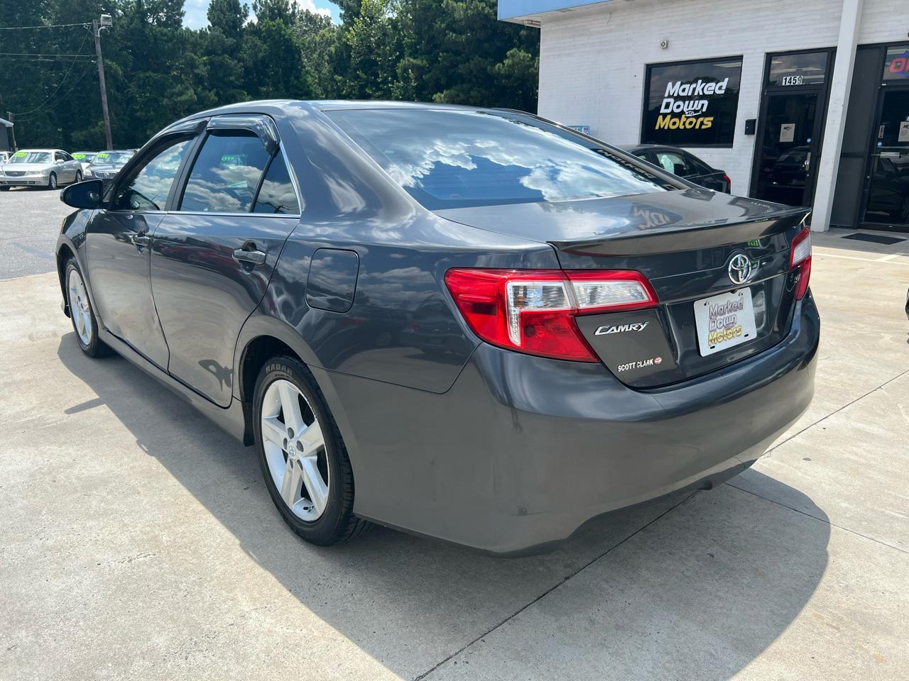 Toyota Camry SE 2012