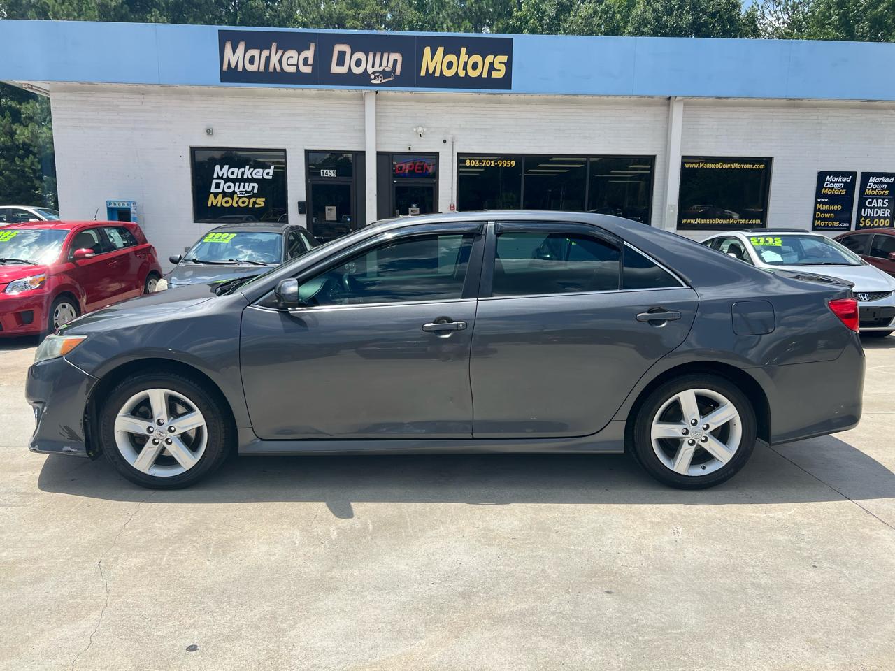 Toyota Camry SE 2012
