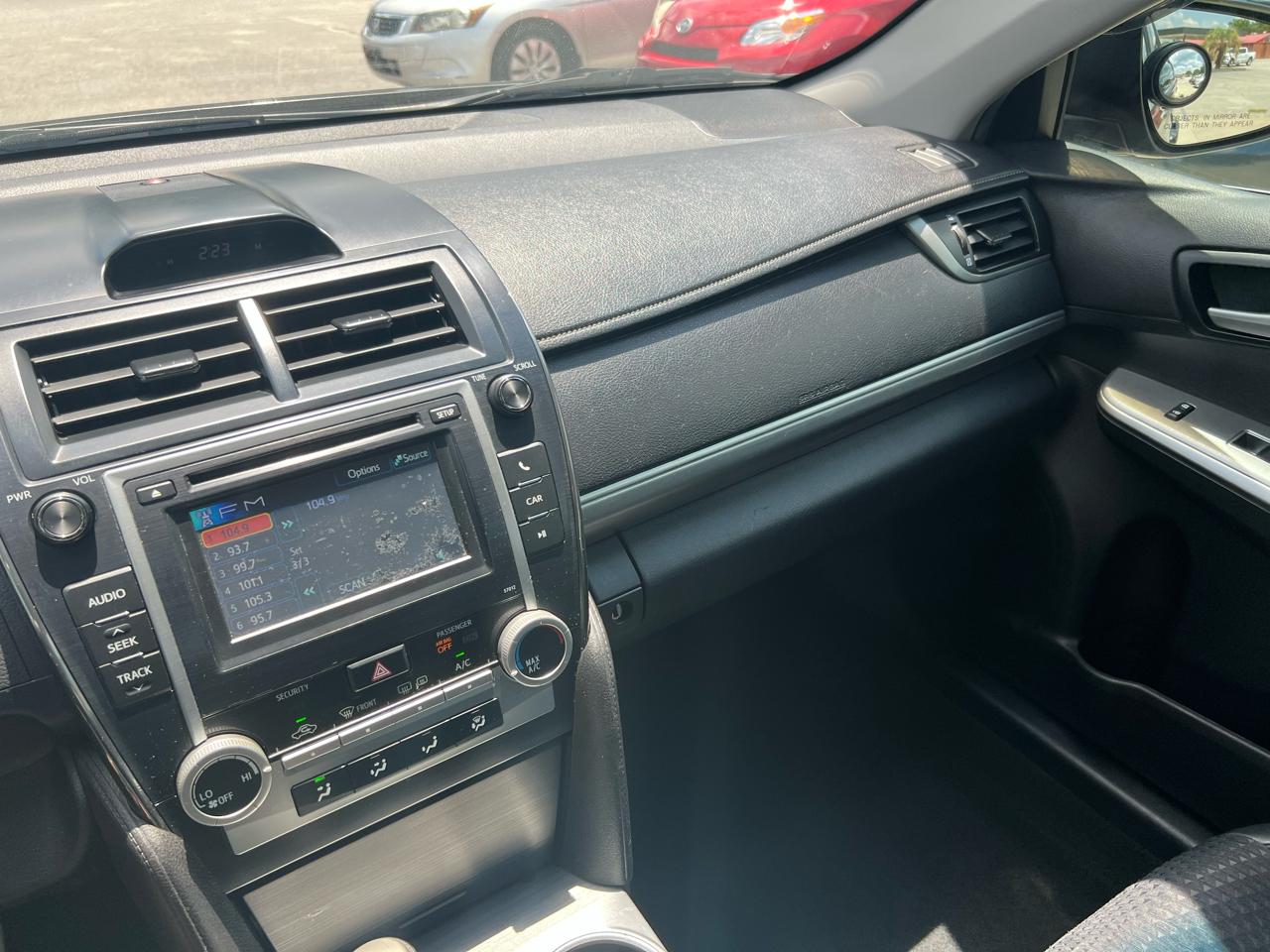 Toyota Camry SE 2012