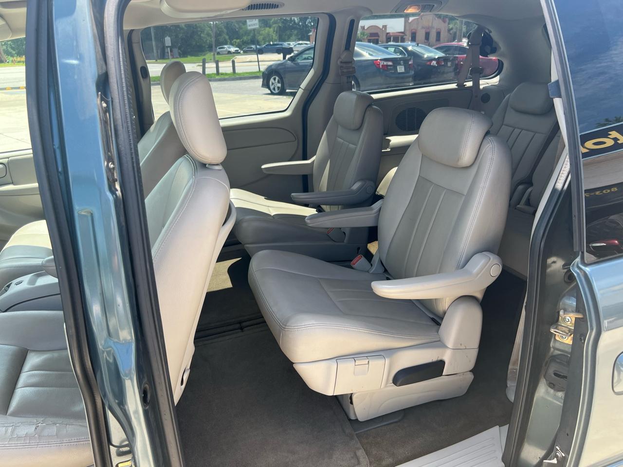 Chrysler Town & Country Touring 2006