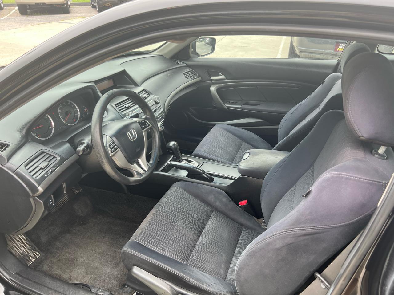 Honda Accord LX-S Coupe AT 2012