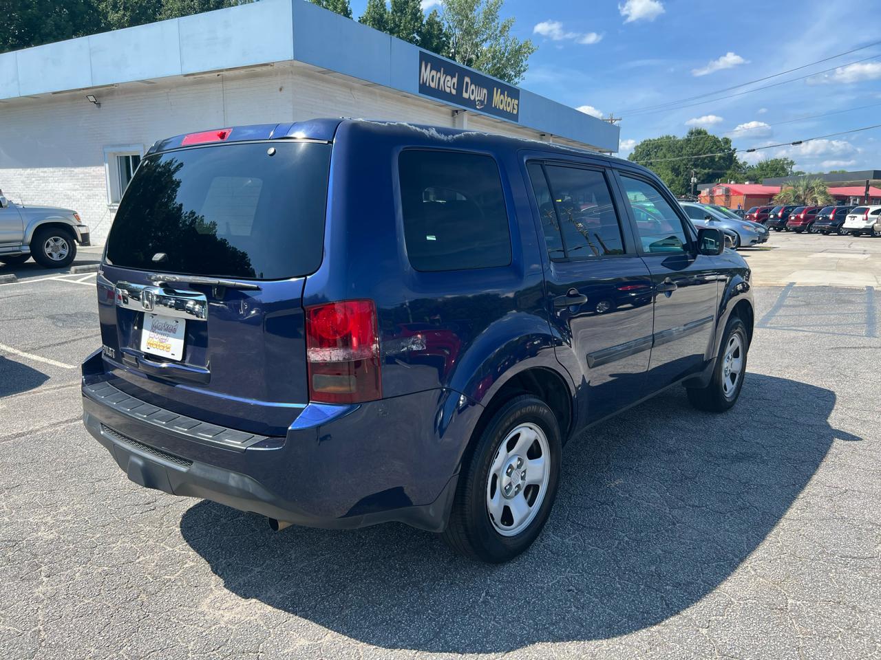 Honda Pilot LX 2WD 5-Spd AT 2013