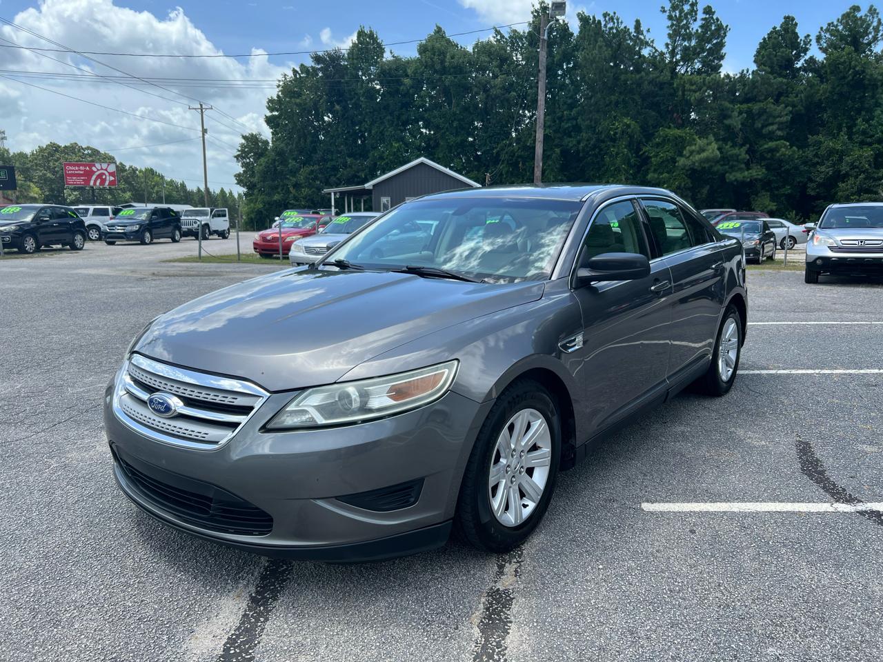 Ford Taurus SE FWD 2011