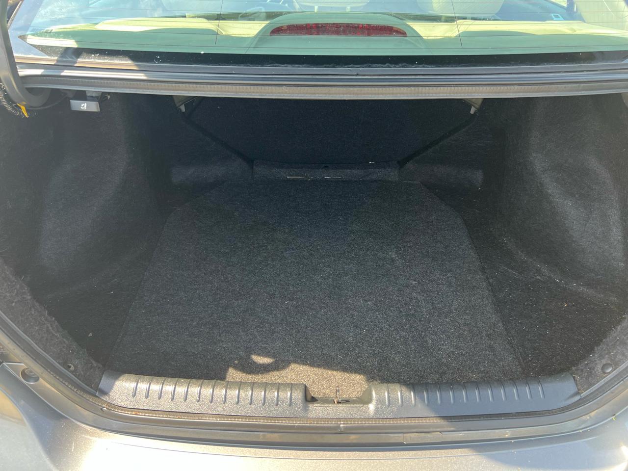 Honda Civic LX Sedan 5-Speed AT 2013