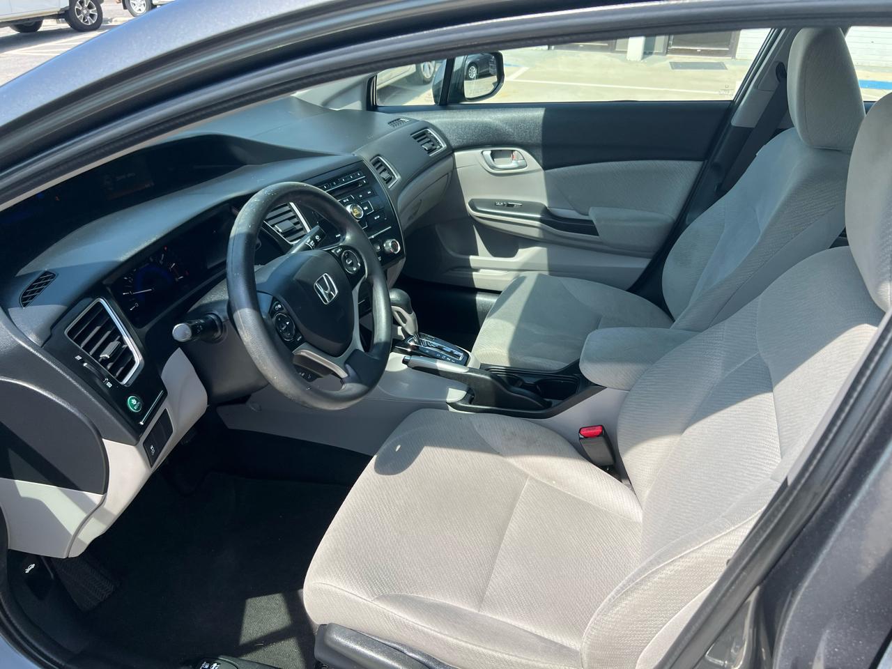 Honda Civic LX Sedan 5-Speed AT 2013