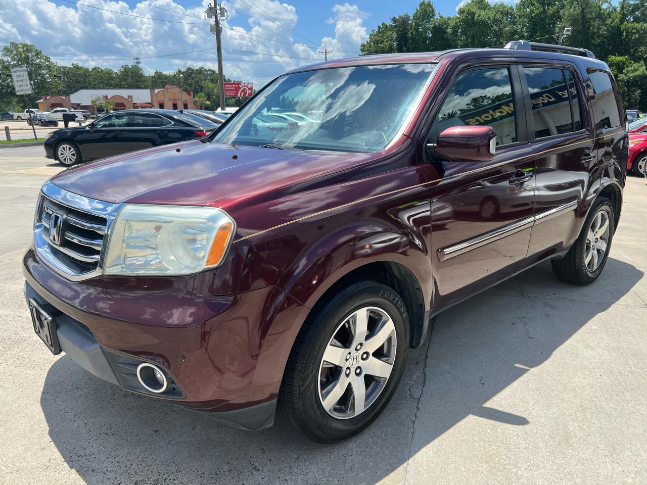 Honda Pilot Touring 4WD 5-Spd AT with DVD 2013