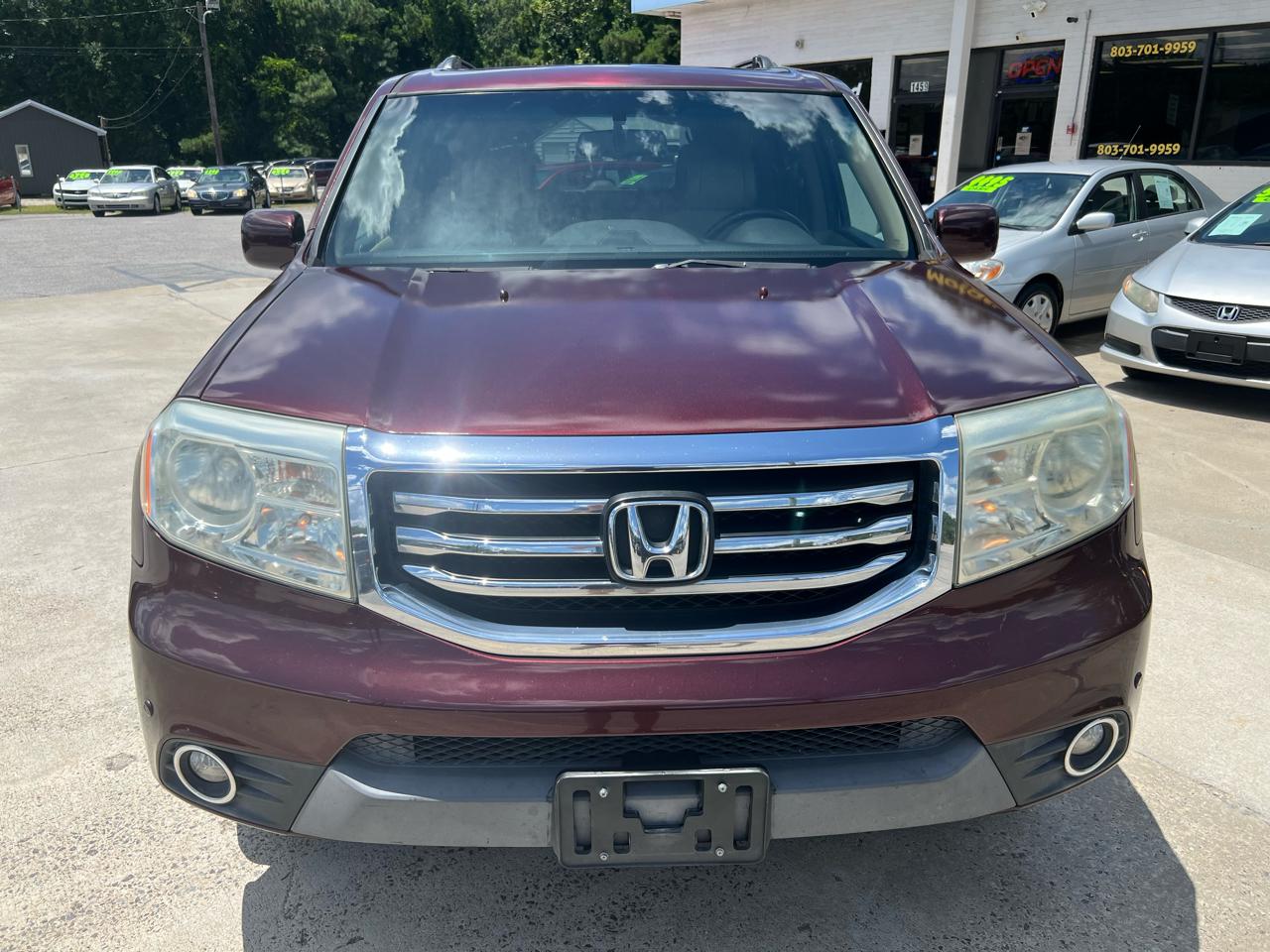 Honda Pilot Touring 4WD 5-Spd AT with DVD 2013