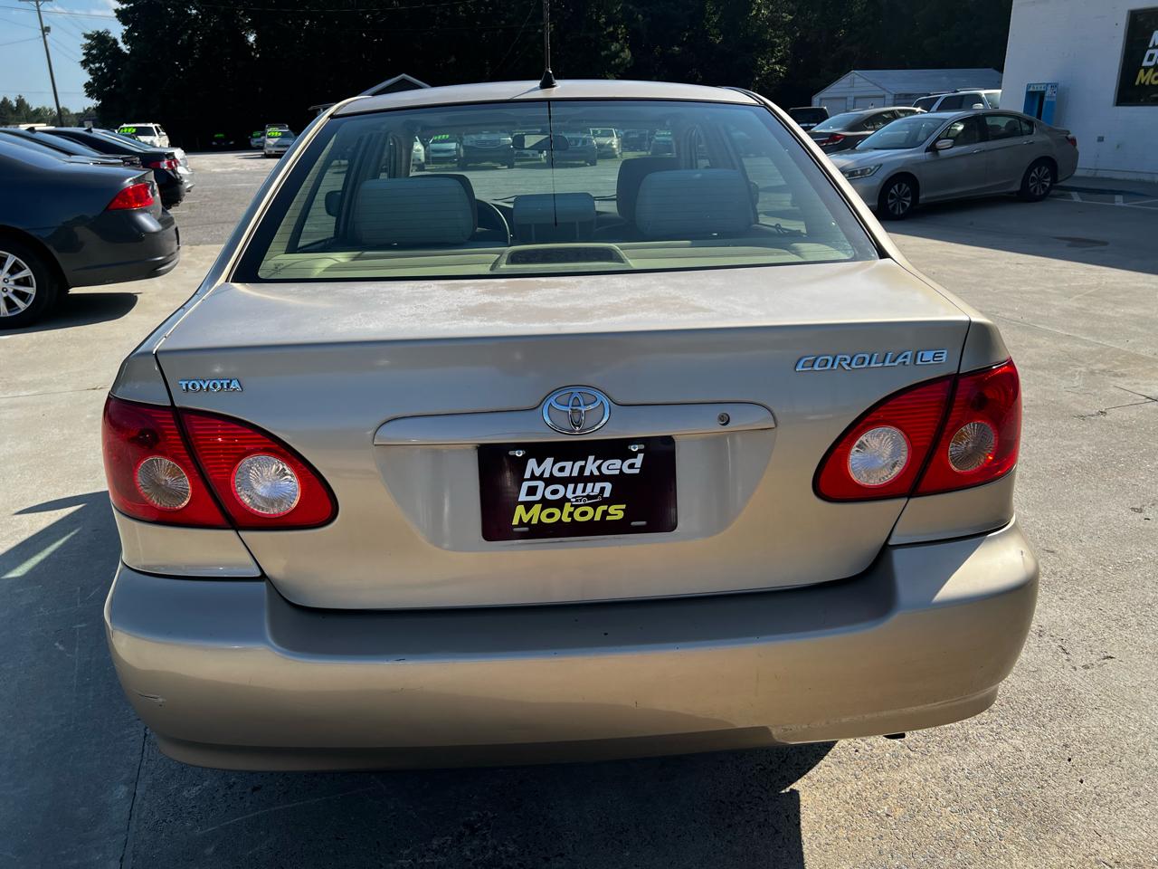 Toyota Corolla LE 2005