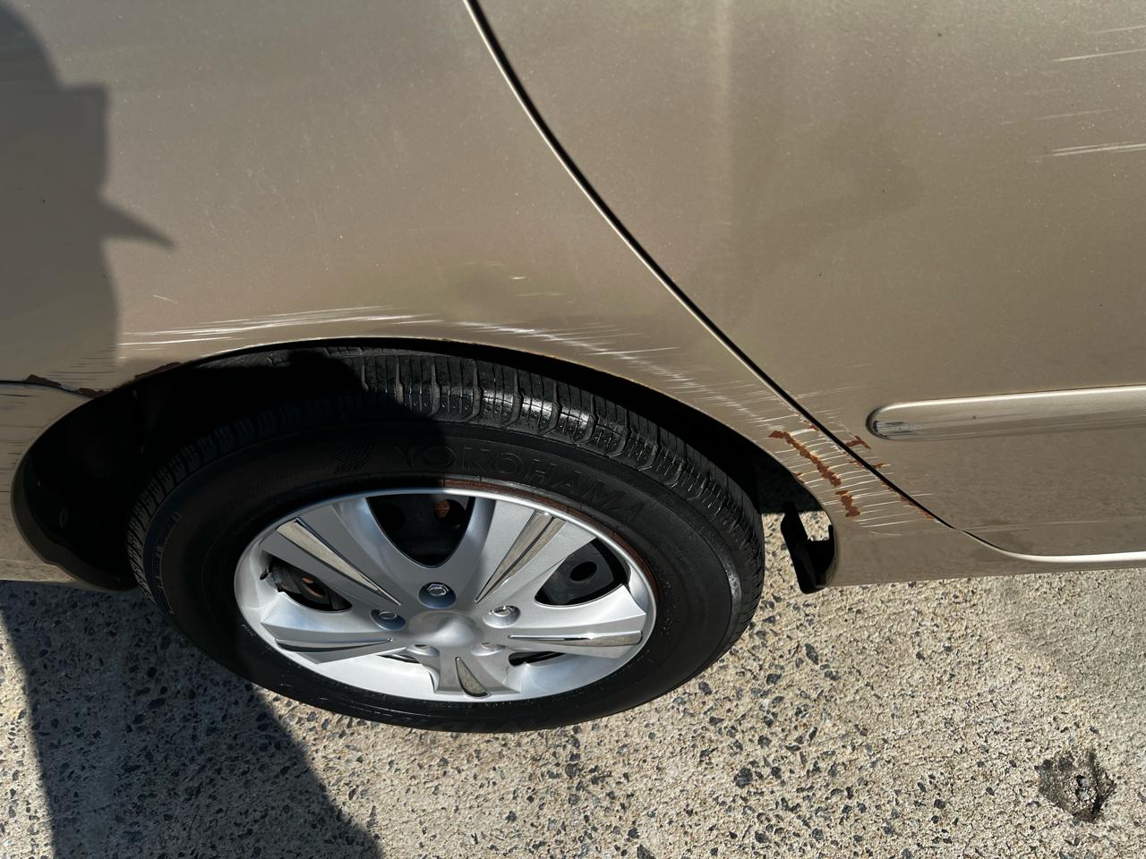 Toyota Corolla LE 2005