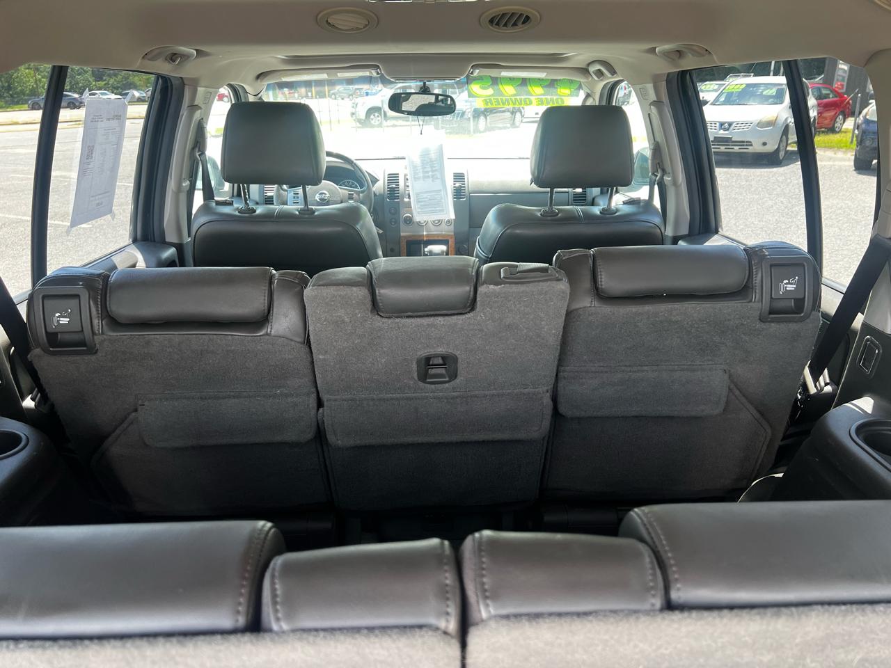 Nissan Pathfinder LE 4WD 2005