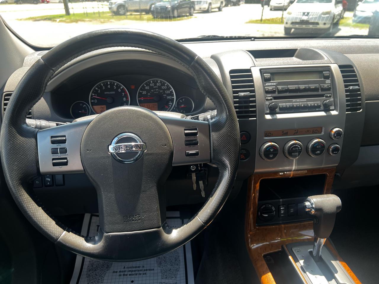 Nissan Pathfinder LE 4WD 2005