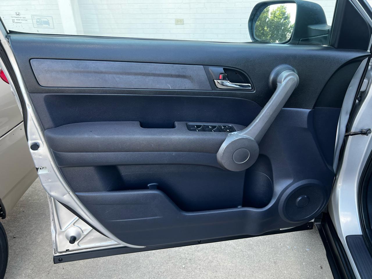 Honda CR-V LX 4WD 5-Speed AT 2009