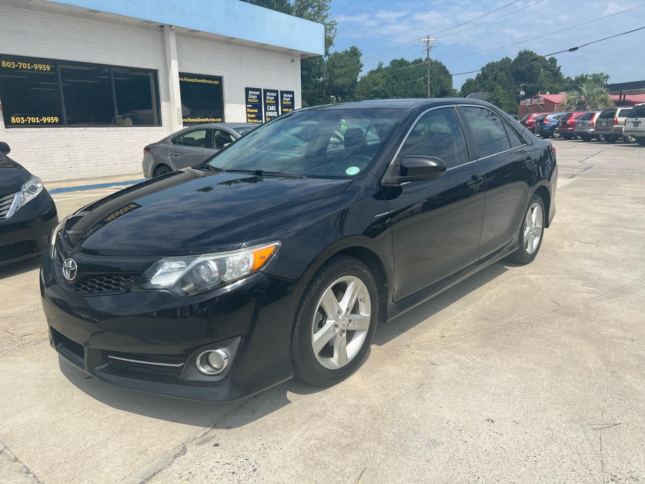 Toyota Camry SE 2012