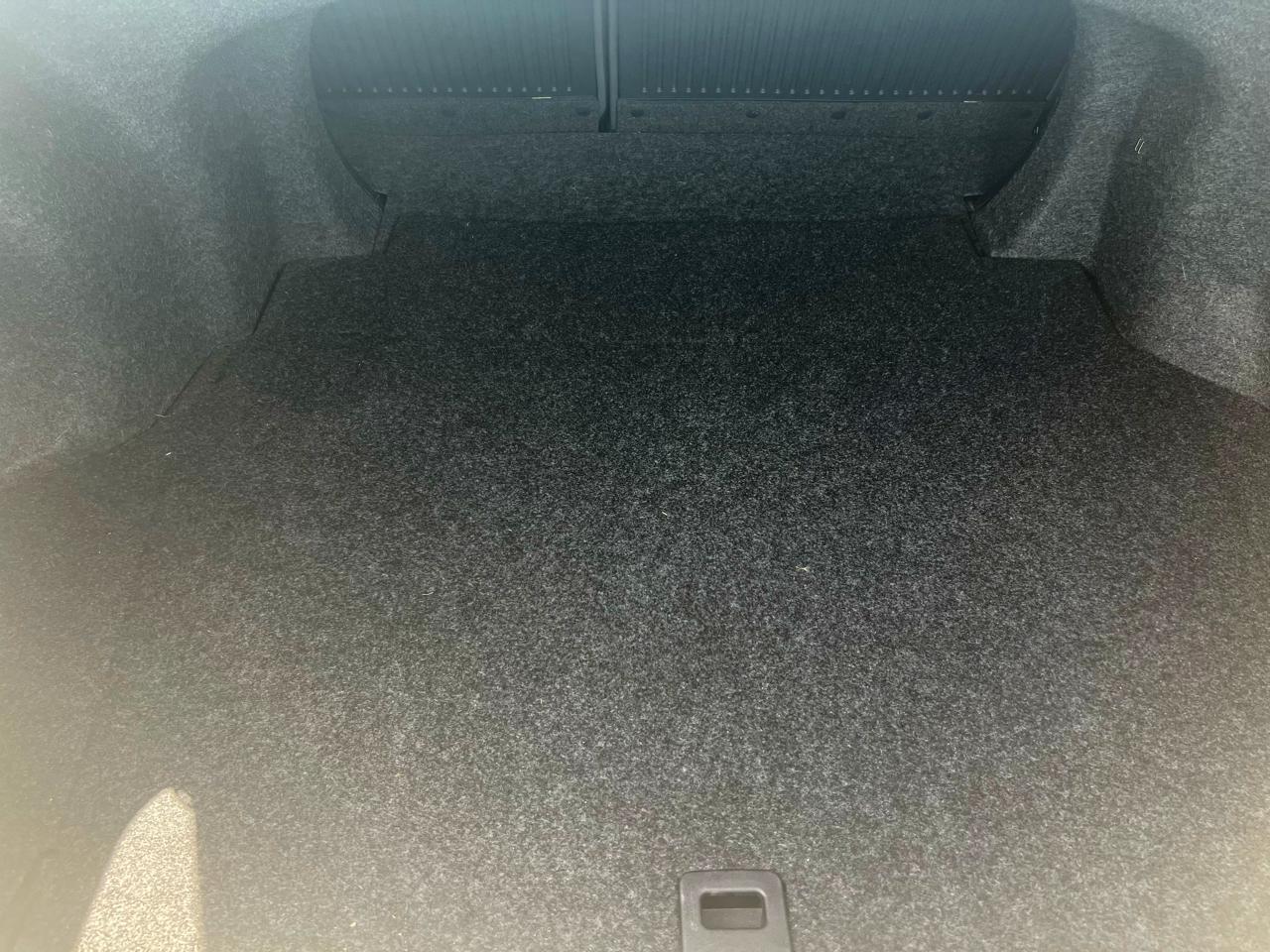 Toyota Camry SE 2012
