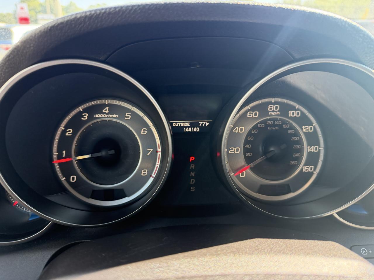Acura MDX 6-Spd AT w/Tech and Entertainment Package 2011