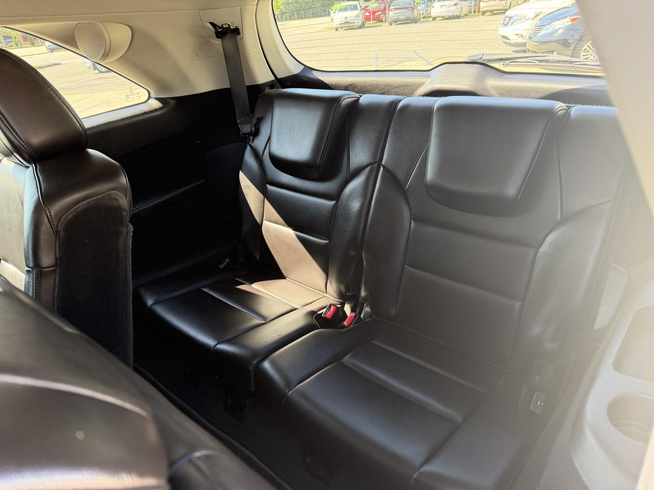 Acura MDX 6-Spd AT w/Tech and Entertainment Package 2011
