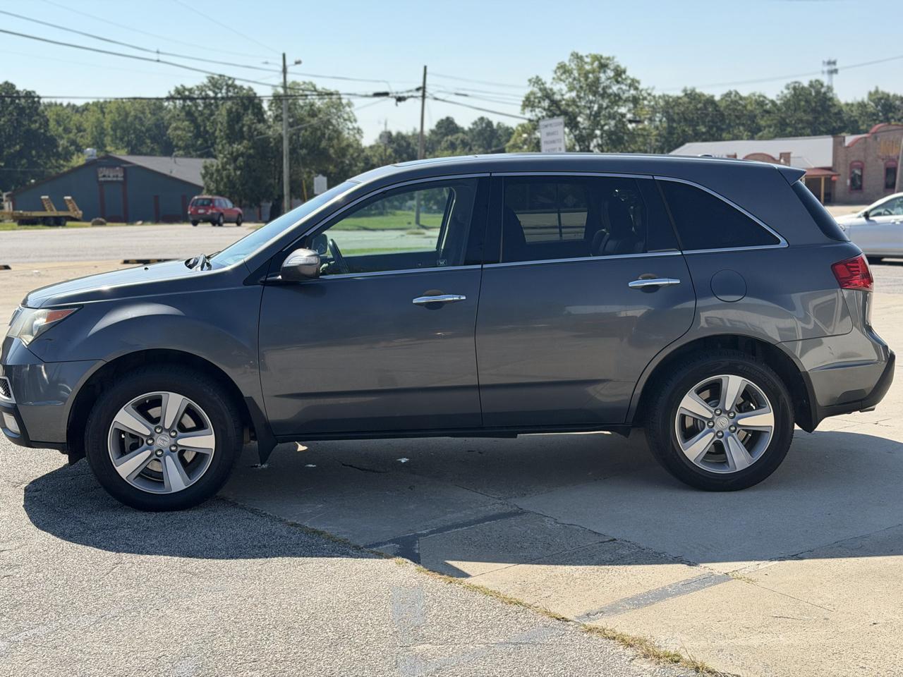 Acura MDX 6-Spd AT w/Tech and Entertainment Package 2011