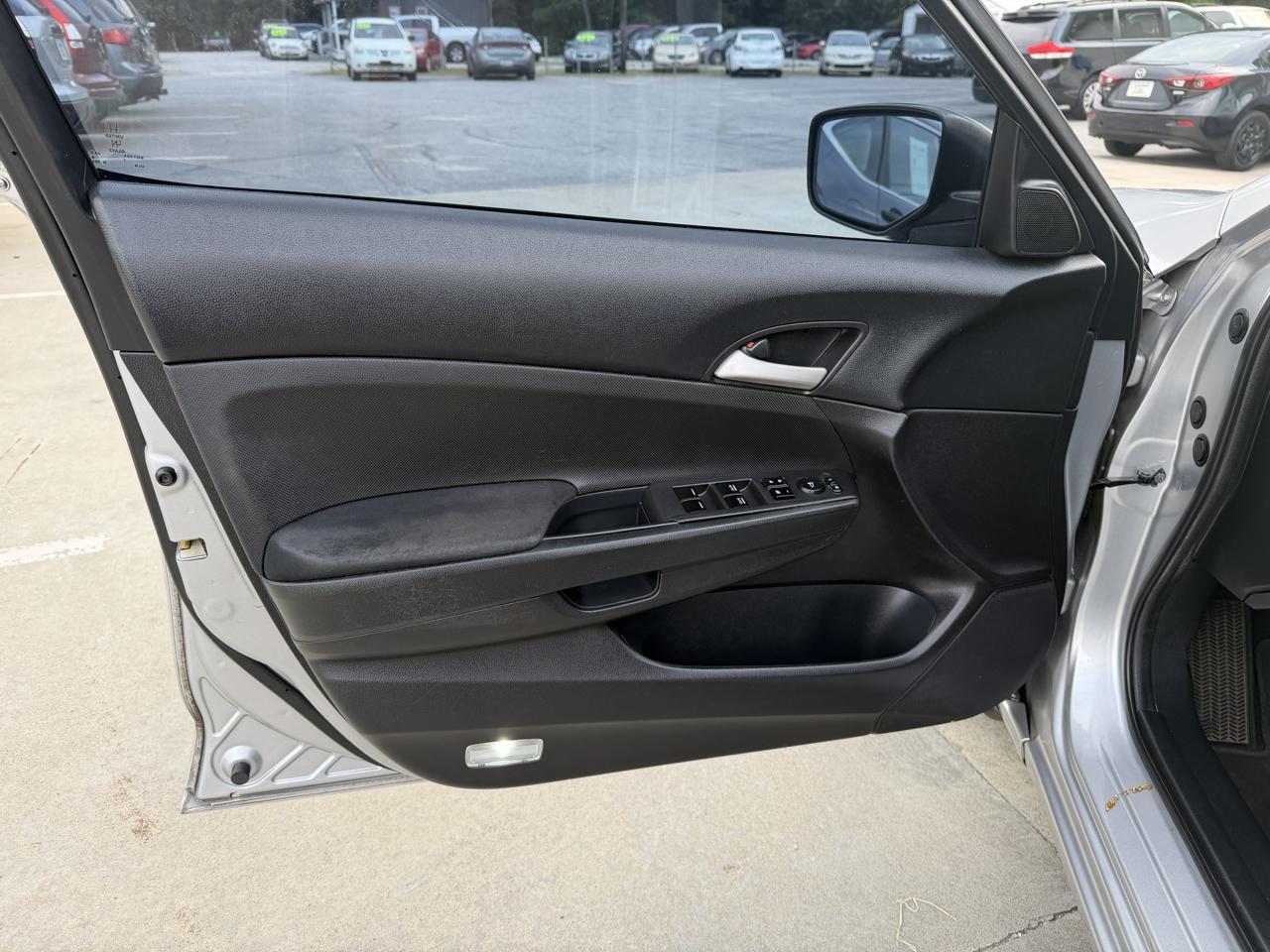 Honda Accord SE Sedan AT 2012