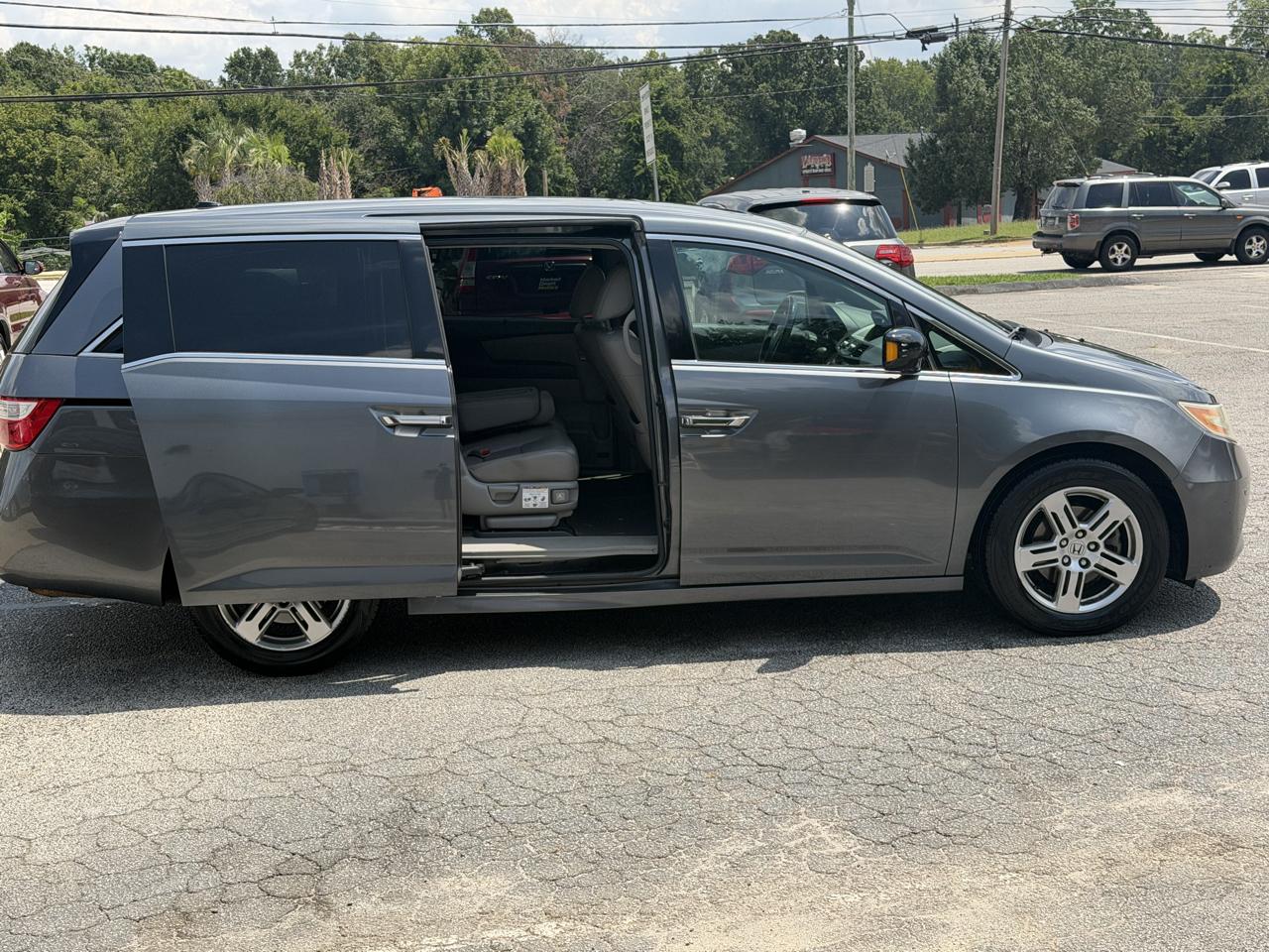 Honda Odyssey Touring 2011