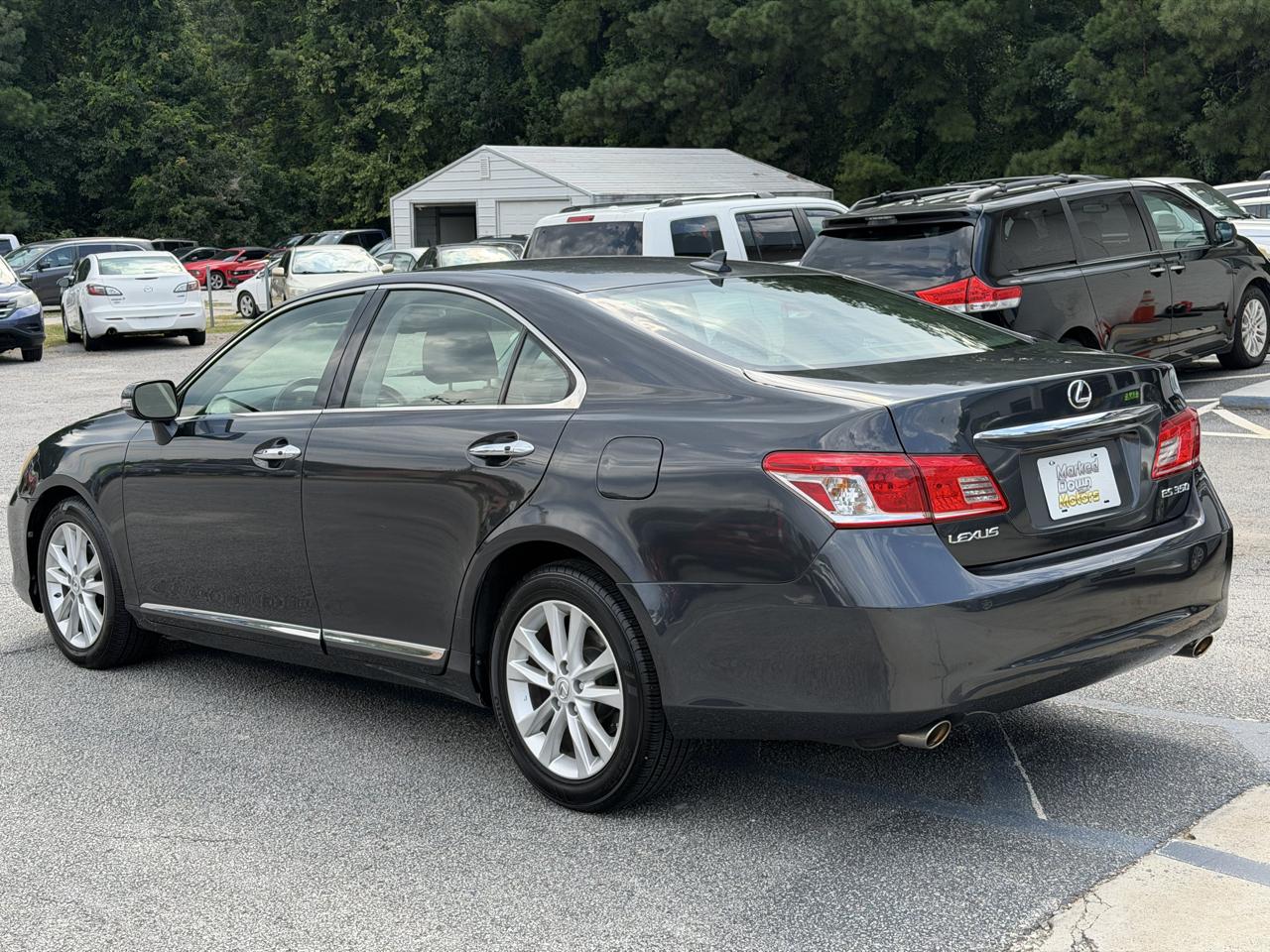 Lexus ES 350 Sedan 2010