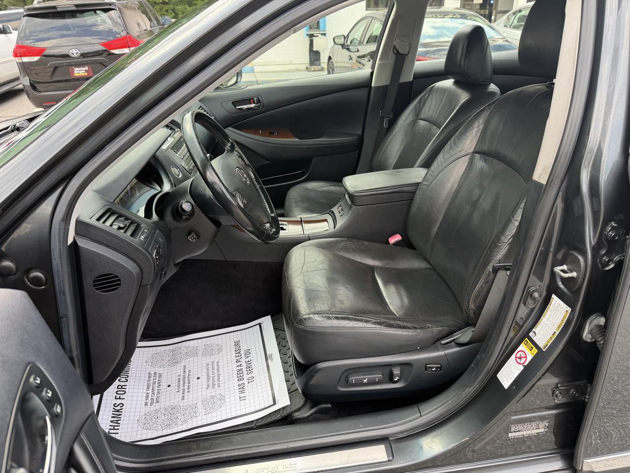 Lexus ES 350 Sedan 2010