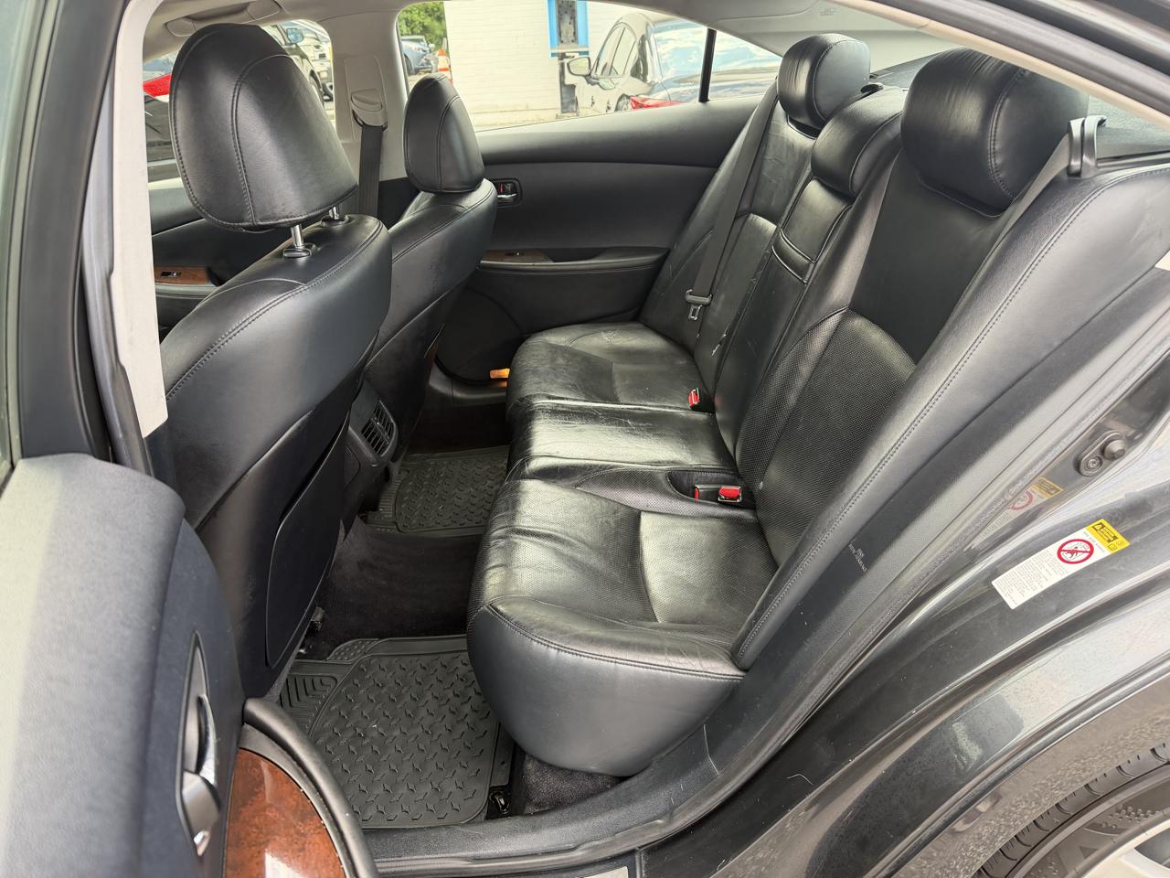 Lexus ES 350 Sedan 2010