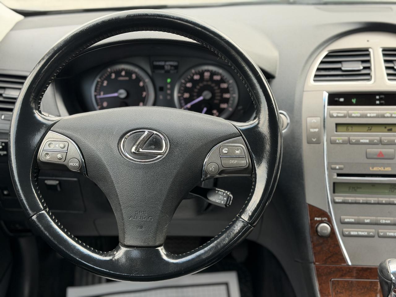 Lexus ES 350 Sedan 2010