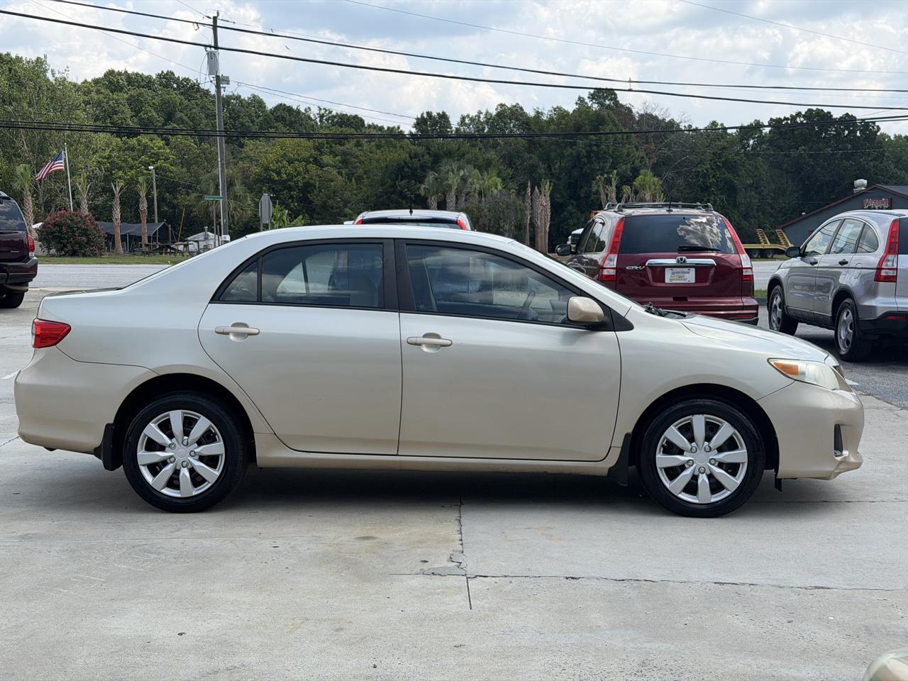 Toyota Corolla LE 4-Speed AT 2012