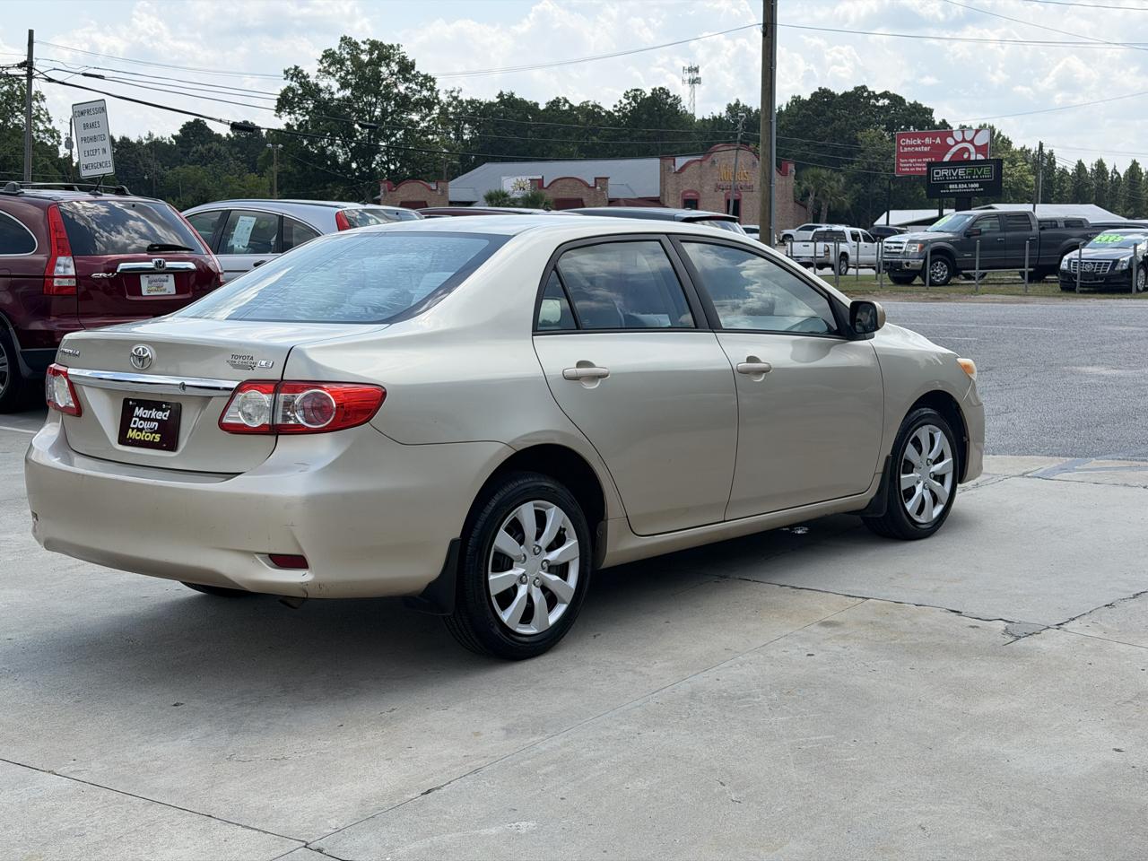 Toyota Corolla LE 4-Speed AT 2012