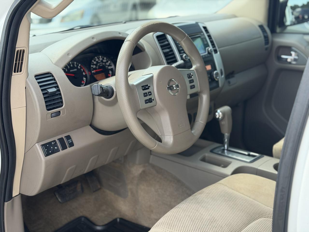 Nissan Frontier SV 2015