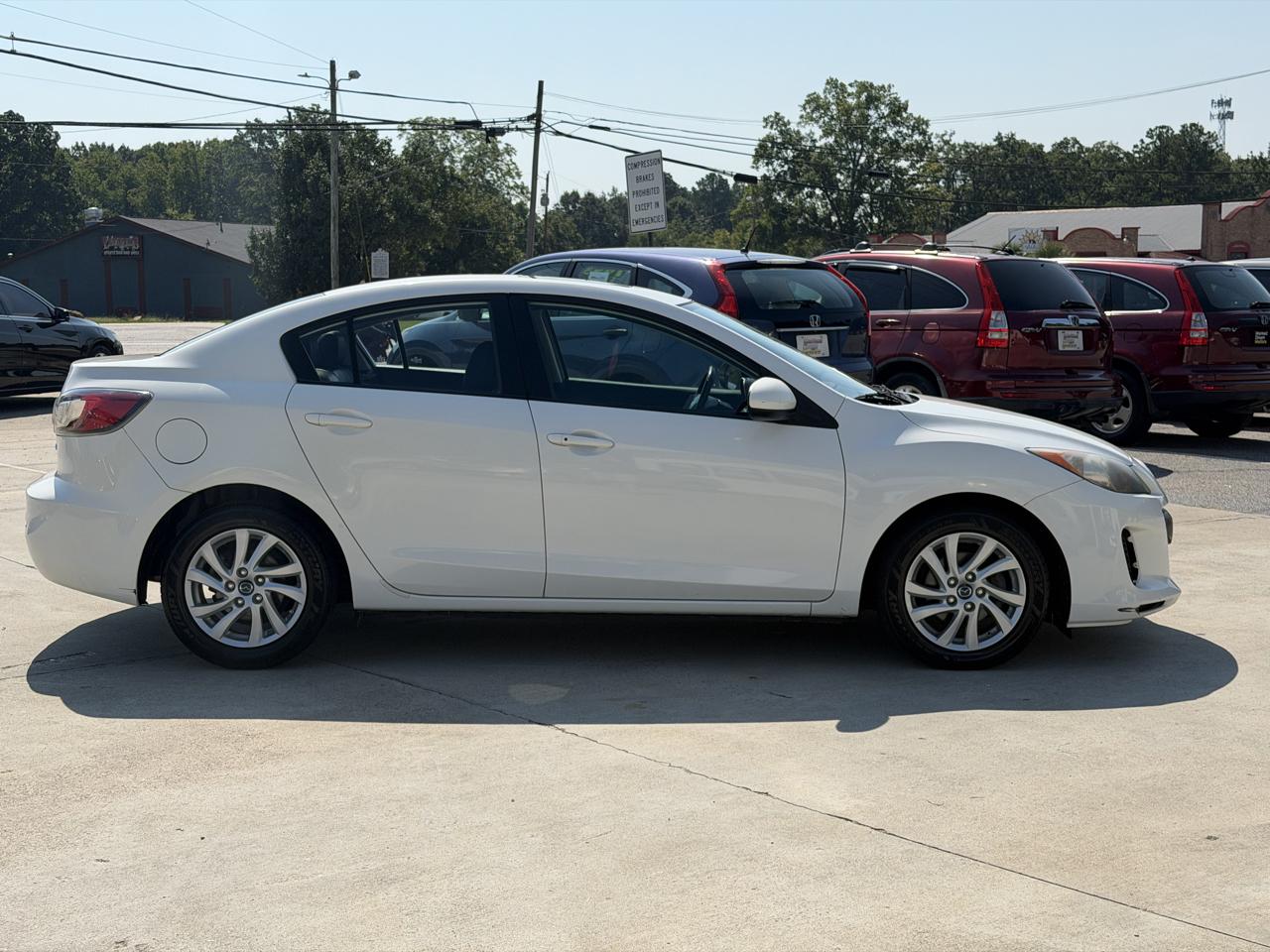 Mazda MAZDA3 I Grand Touring 4-Door 2013