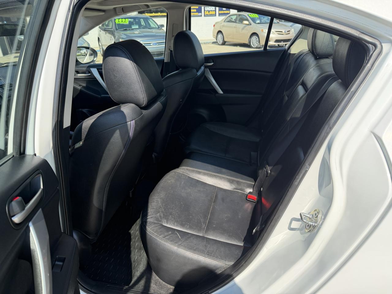 Mazda MAZDA3 I Grand Touring 4-Door 2013