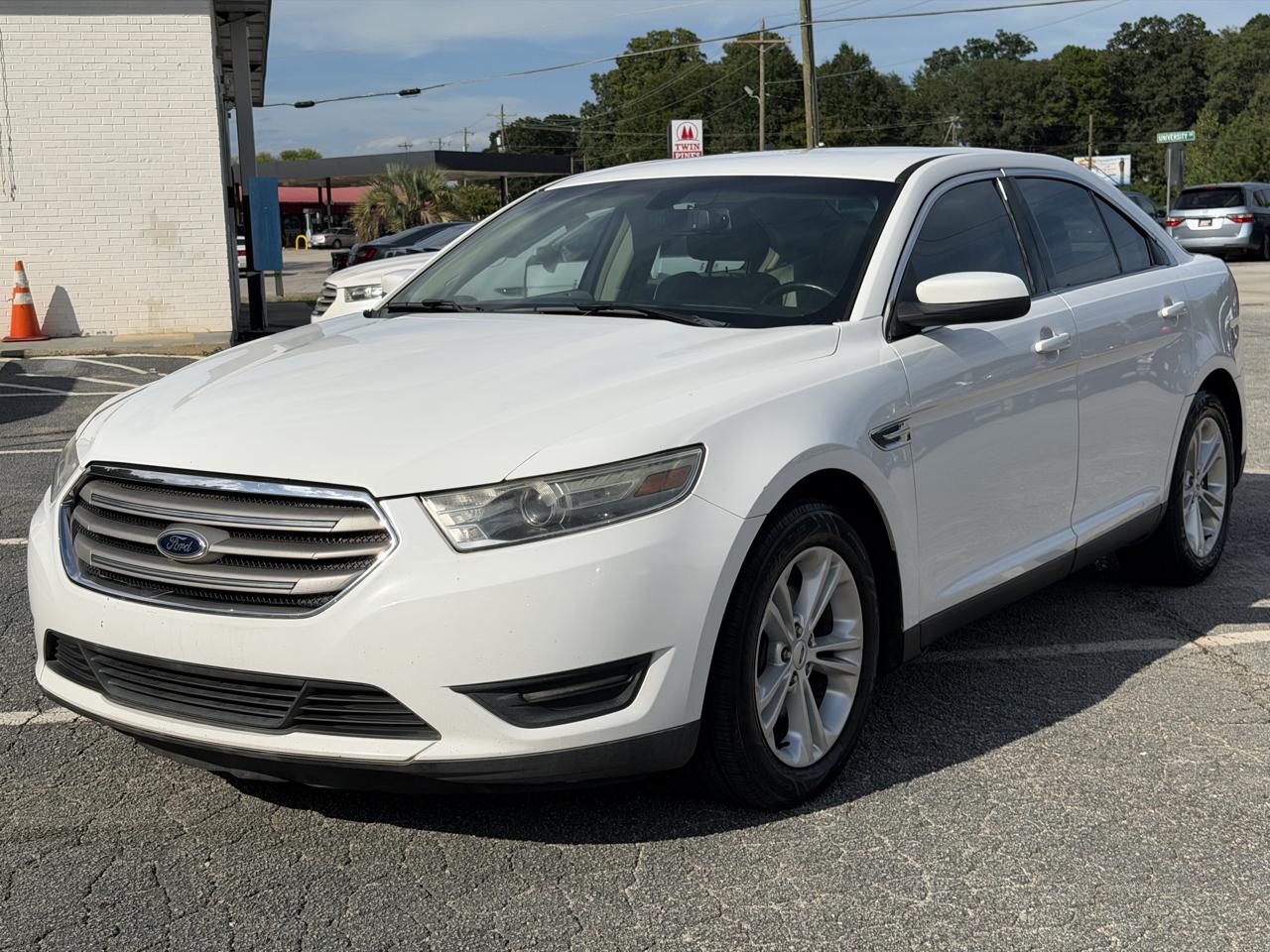 Ford Taurus SEL FWD 2013