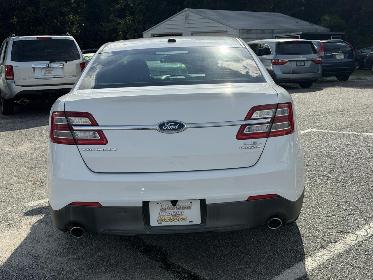 Ford Taurus SEL FWD 2013