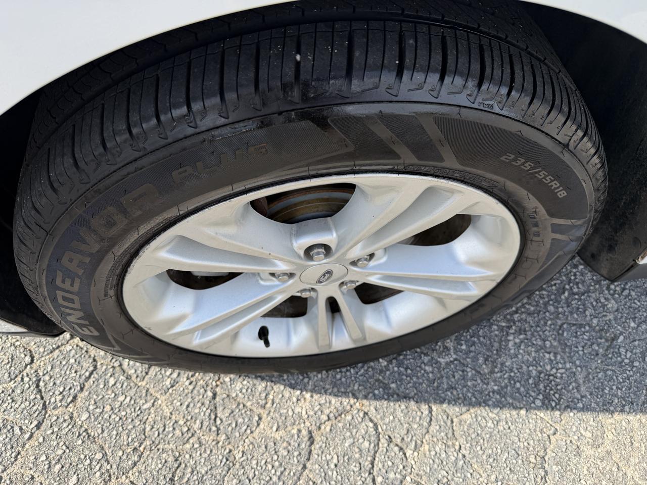 Ford Taurus SEL FWD 2013