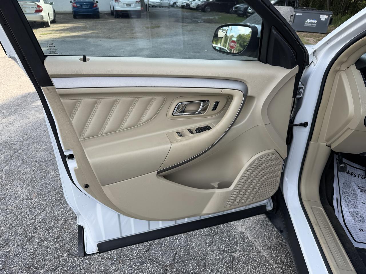 Ford Taurus SEL FWD 2013