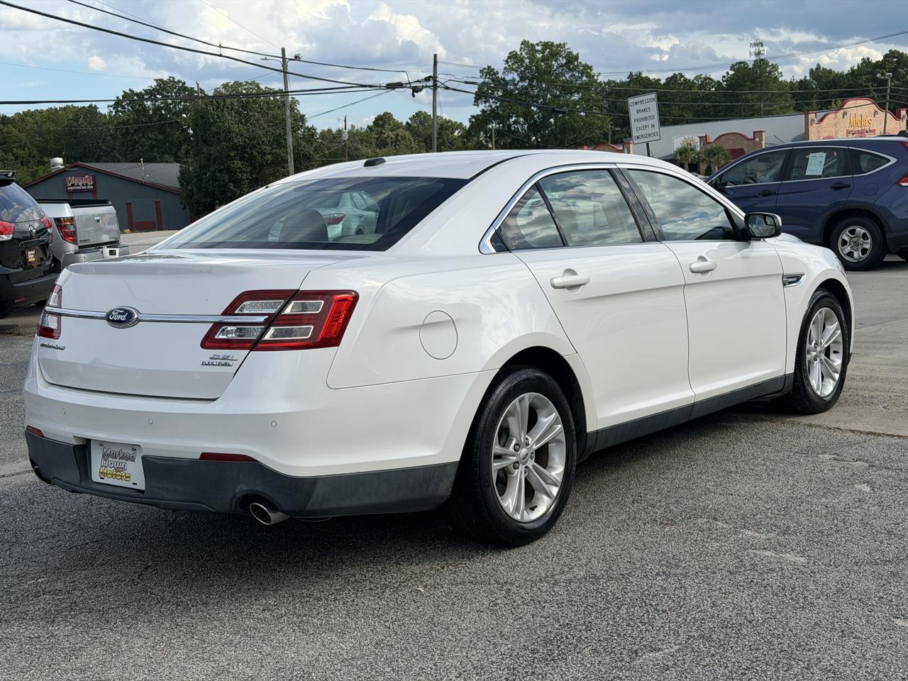 Ford Taurus SEL FWD 2013