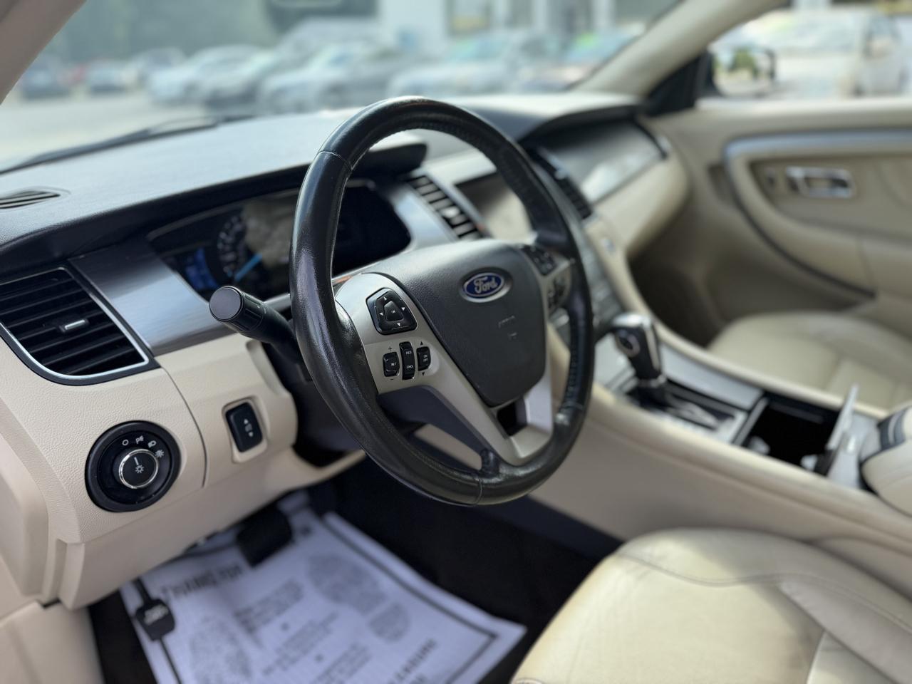 Ford Taurus SEL FWD 2013