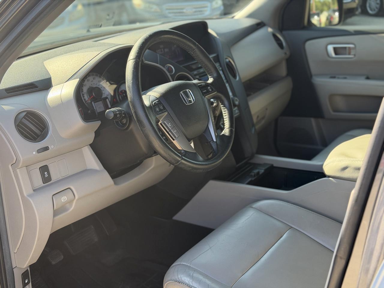 Honda Pilot EX-L 2WD 5-Spd AT 2012