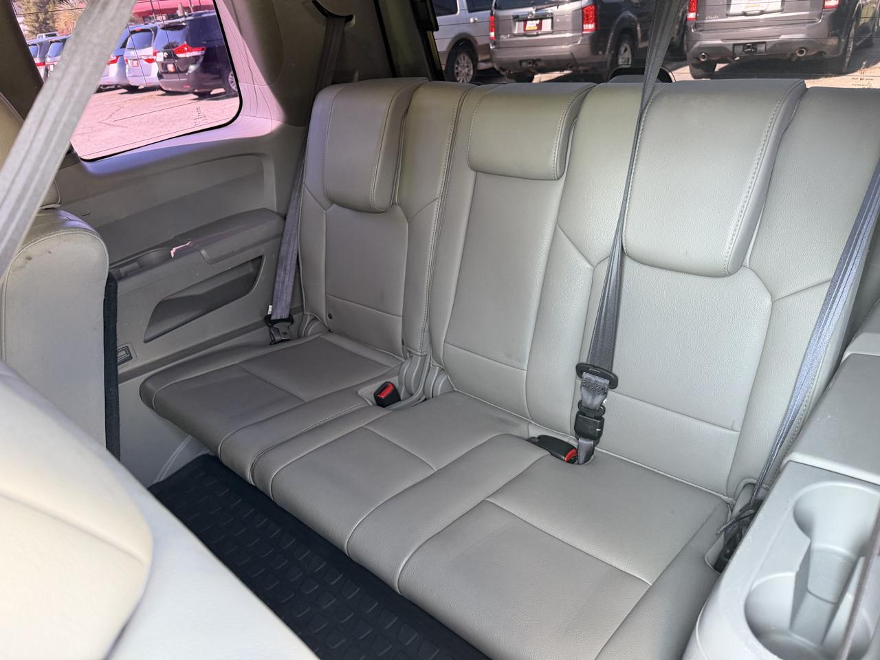 Honda Pilot EX-L 2WD 5-Spd AT 2012