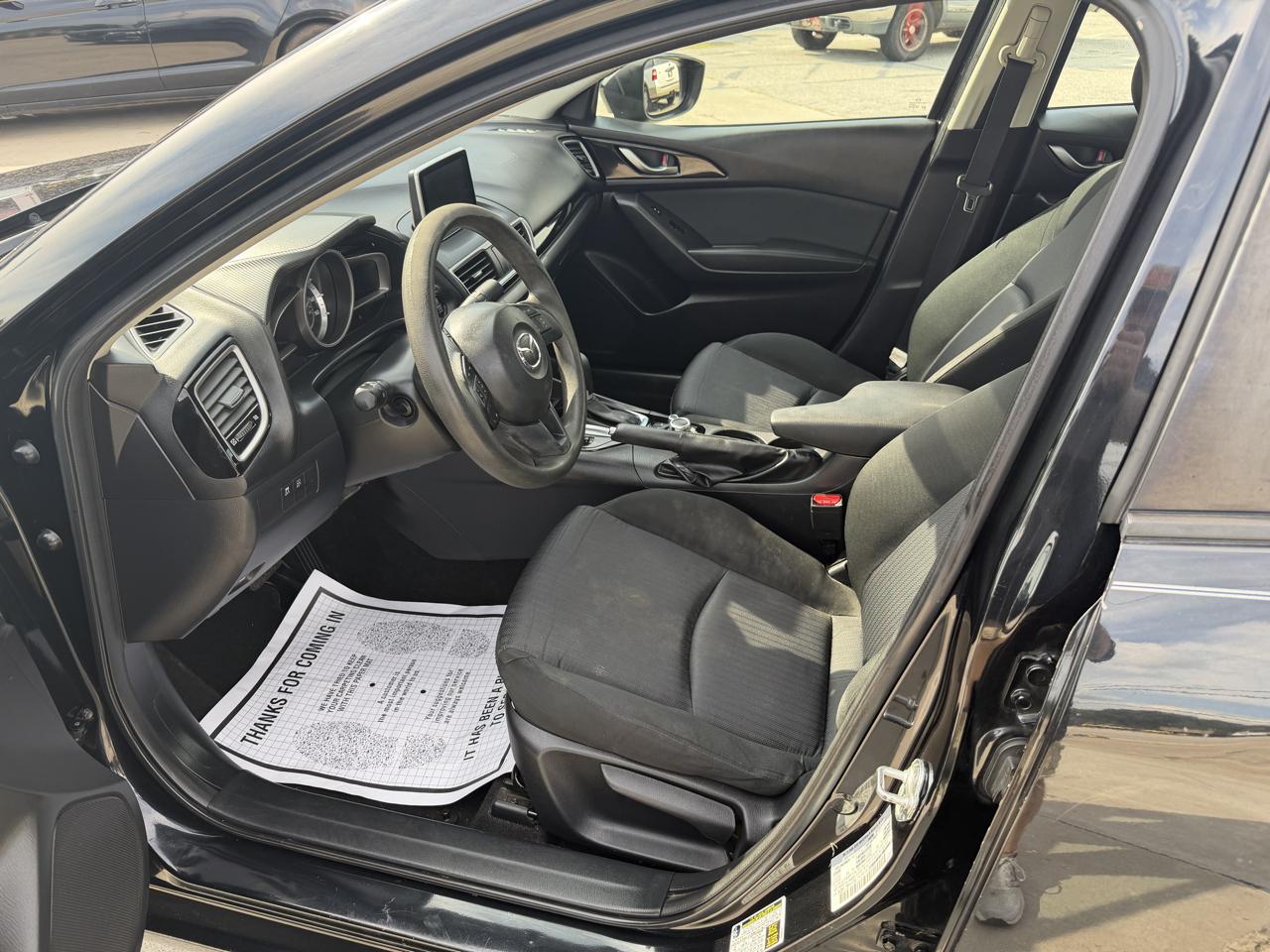 Mazda MAZDA3 i Sport AT 4-Door 2015